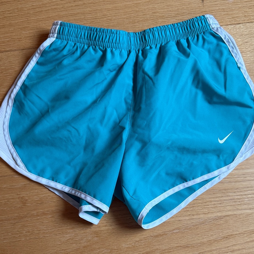 Nike Girls dri fit M Teal Athletic Shorts